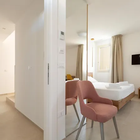 Bed & Breakfast Marnik Luxury 3*