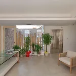 Marnik Luxury